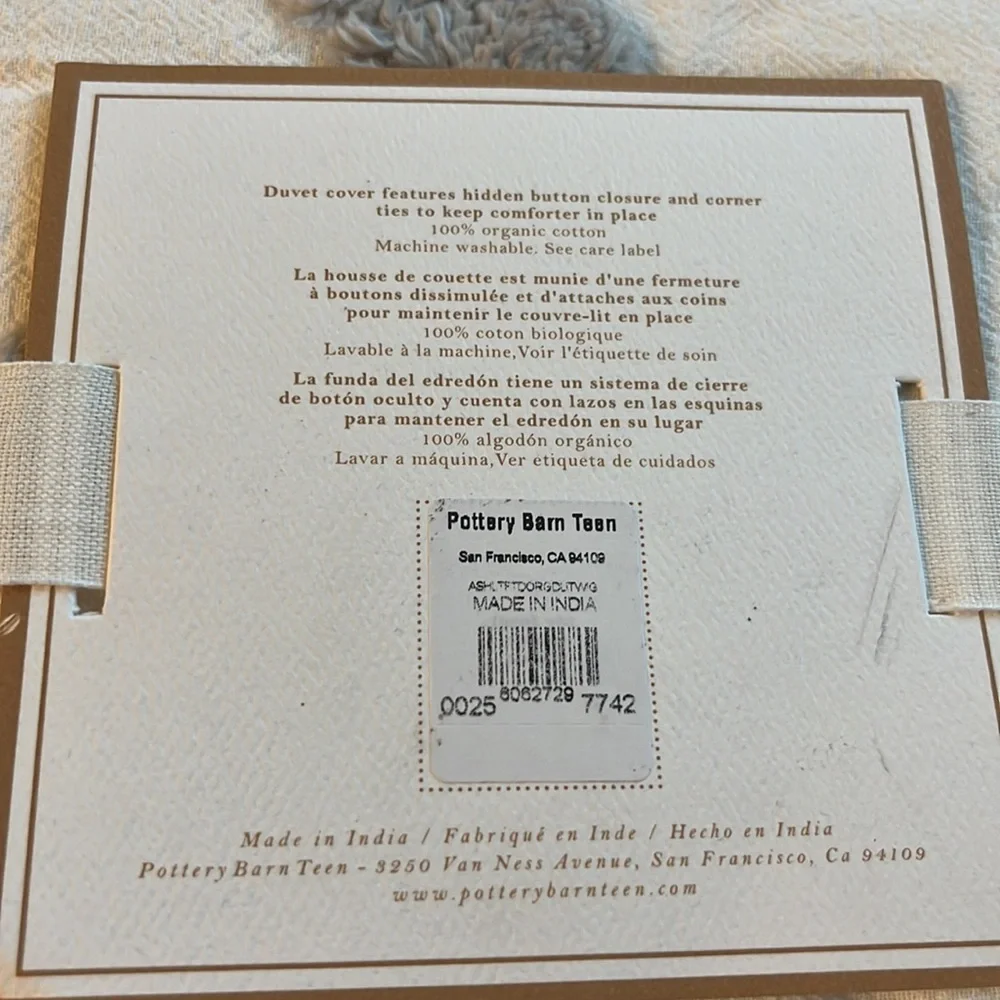 Pottery Barn Ashlyn Tufted Organic Duvet Cover Twin NWT